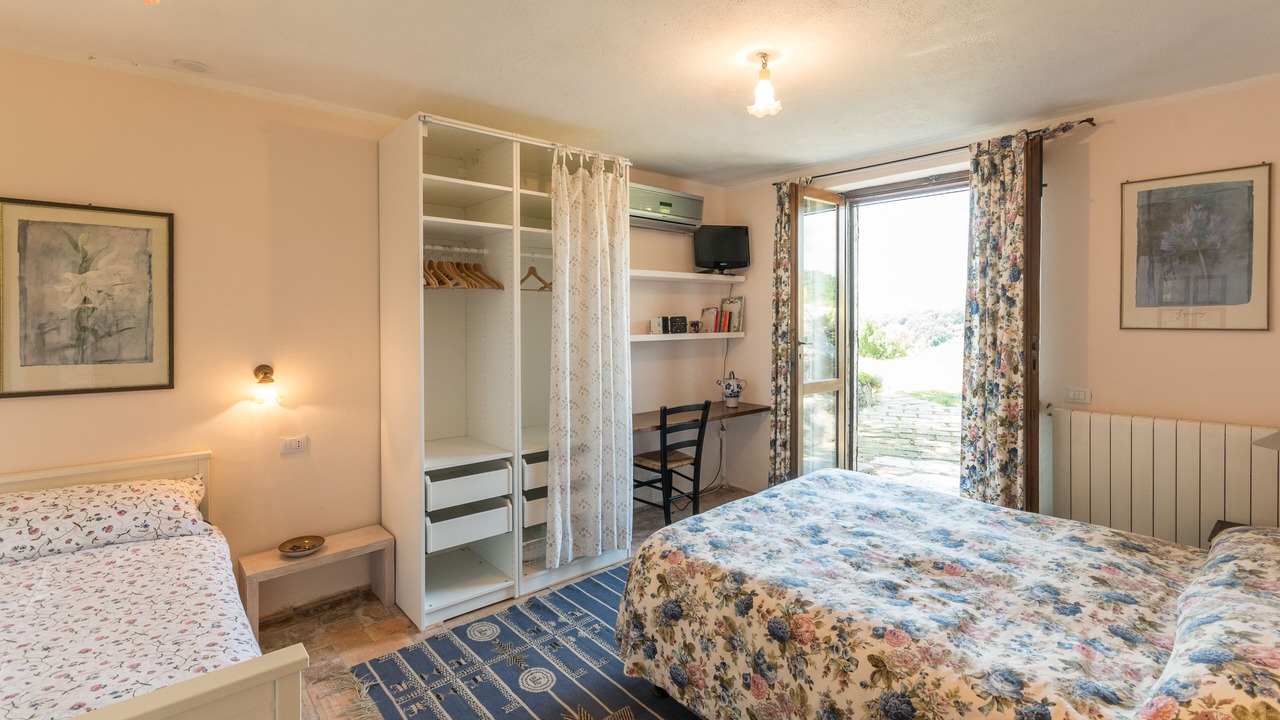 Photo of Bedroom in Saturnia