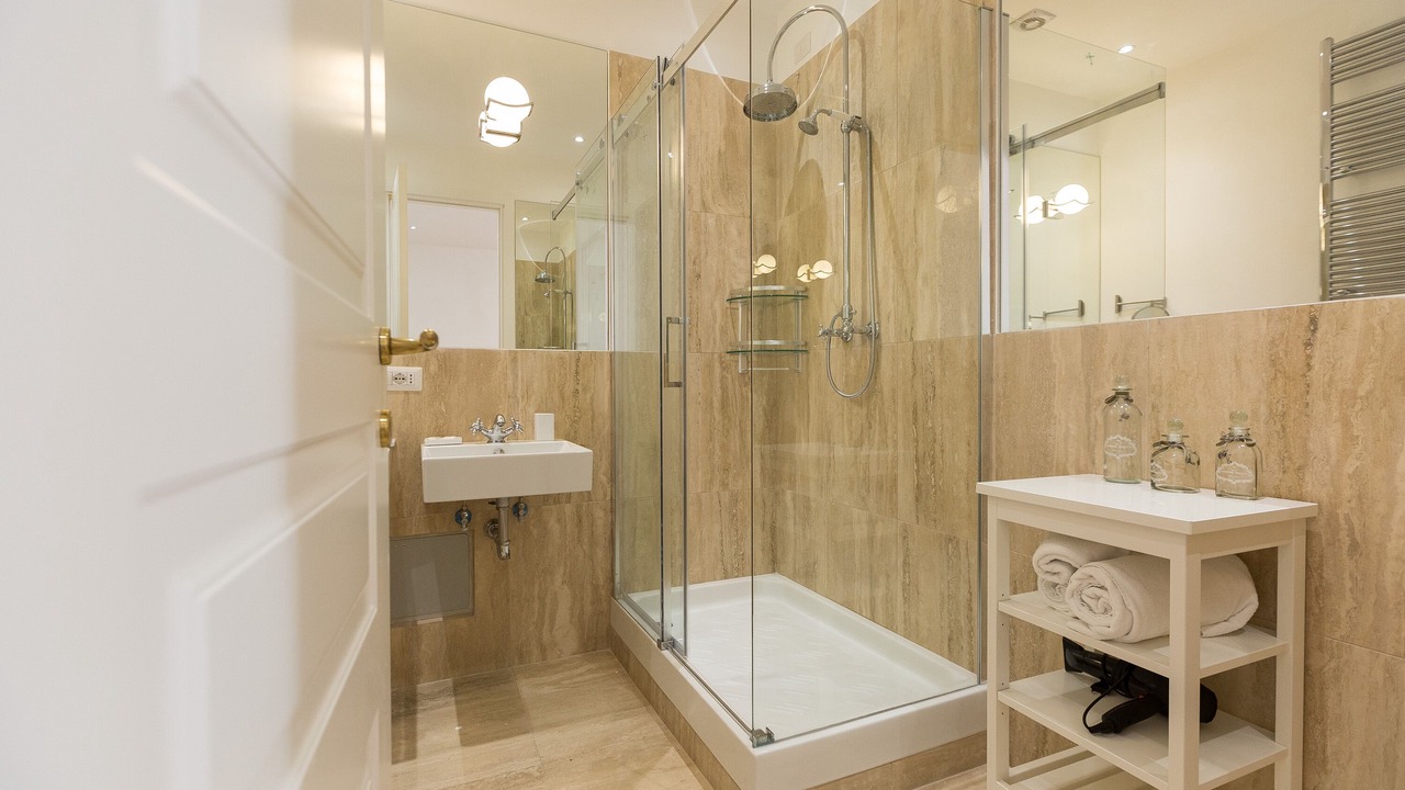 Photo of Bathroom in Rome City Centre