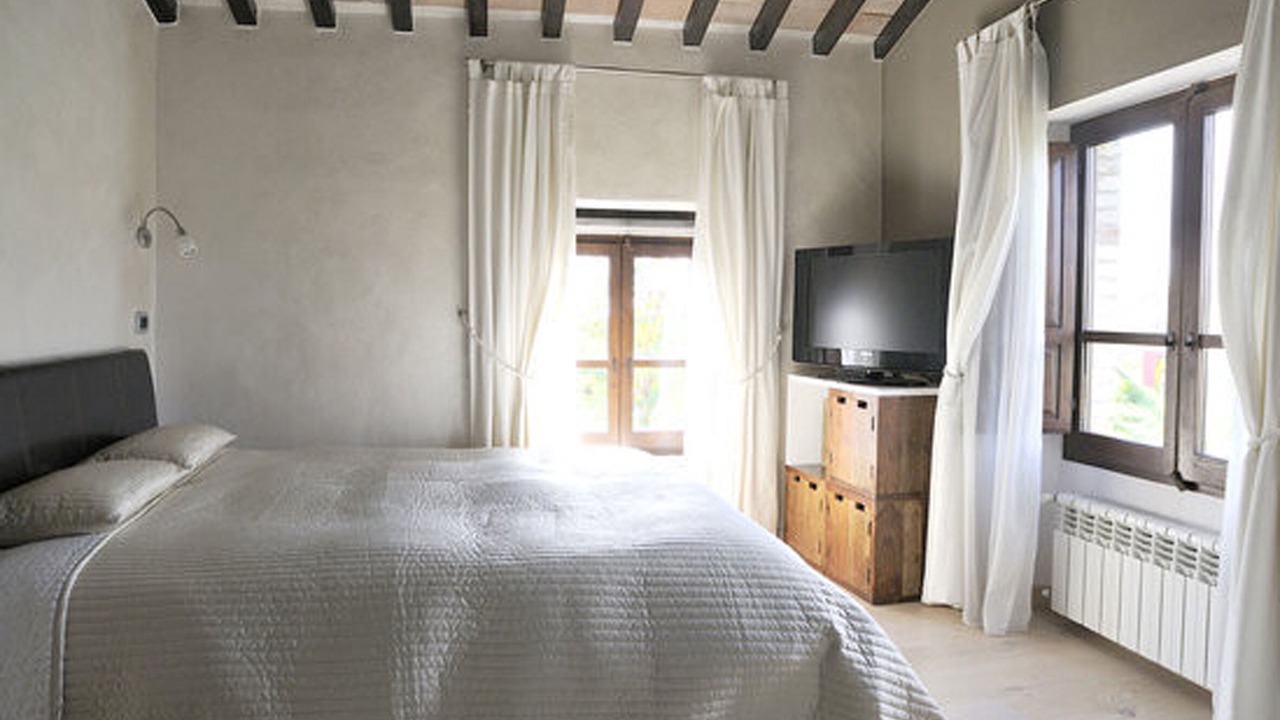 Photo of Bedroom in Montone