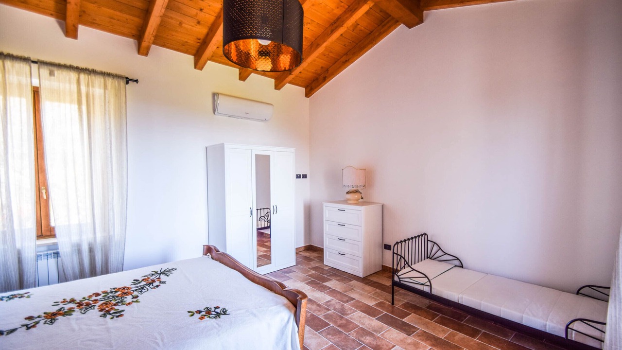 Photo of Bedroom in Avigliano Umbrio