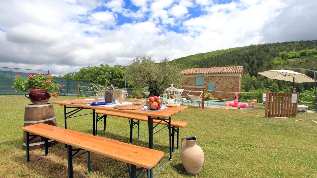 Photo of Outdoor in Genga