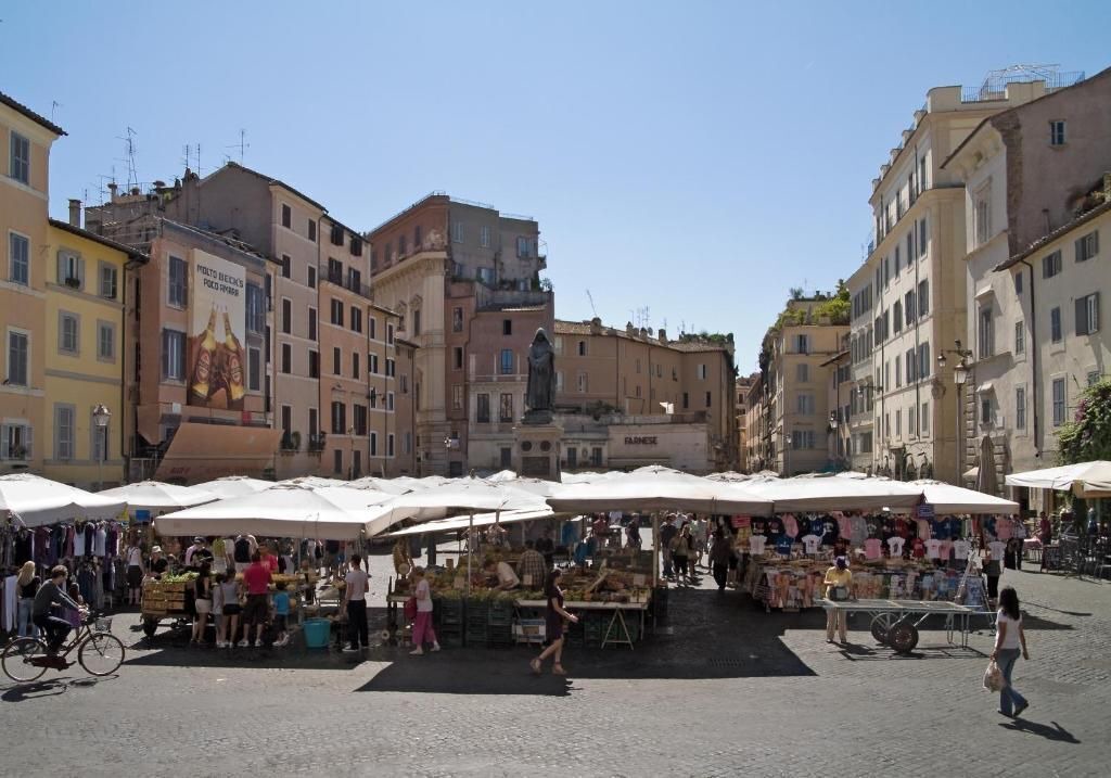 Photo of Others in Trastevere