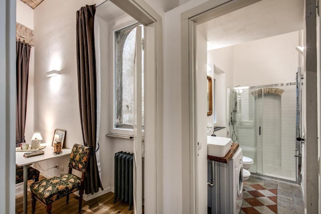Photo of Bathroom in Trastevere