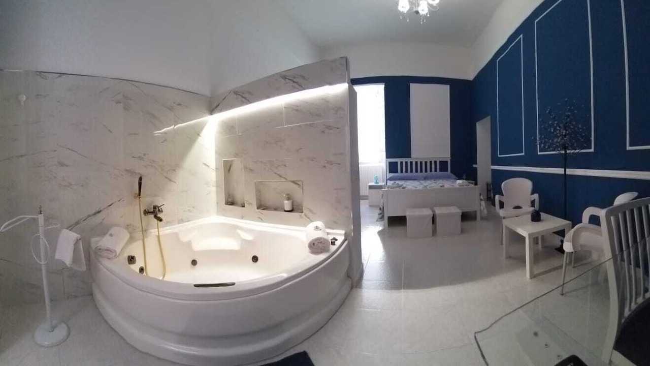 Photo of Bathroom in Campagna