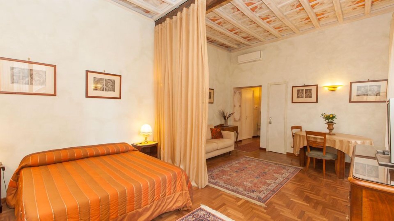 Photo of Bedroom in Rione IX Pigna