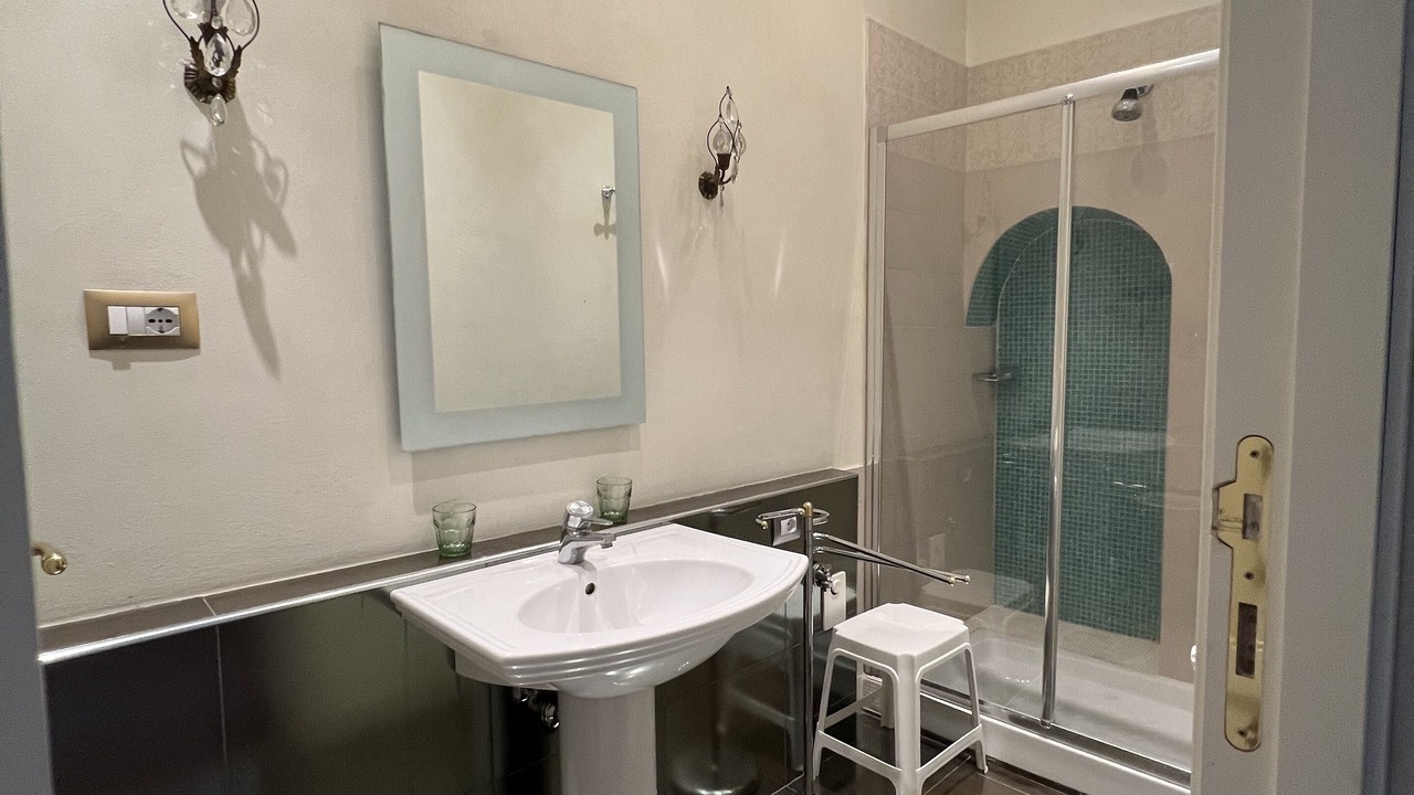 Photo of Bathroom in Rione IX Pigna