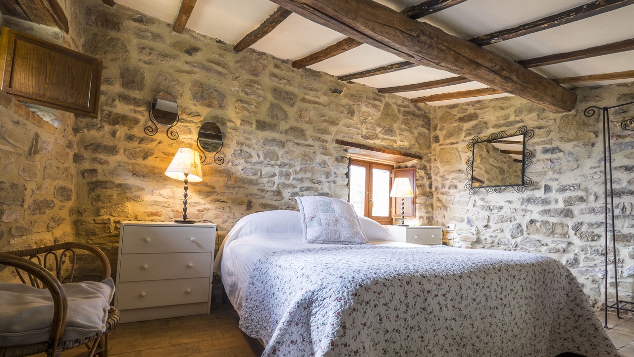 Photo of Bedroom in Montelovesco