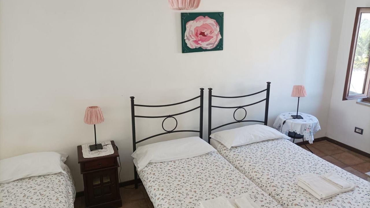 Photo of Bedroom in Garibaldi