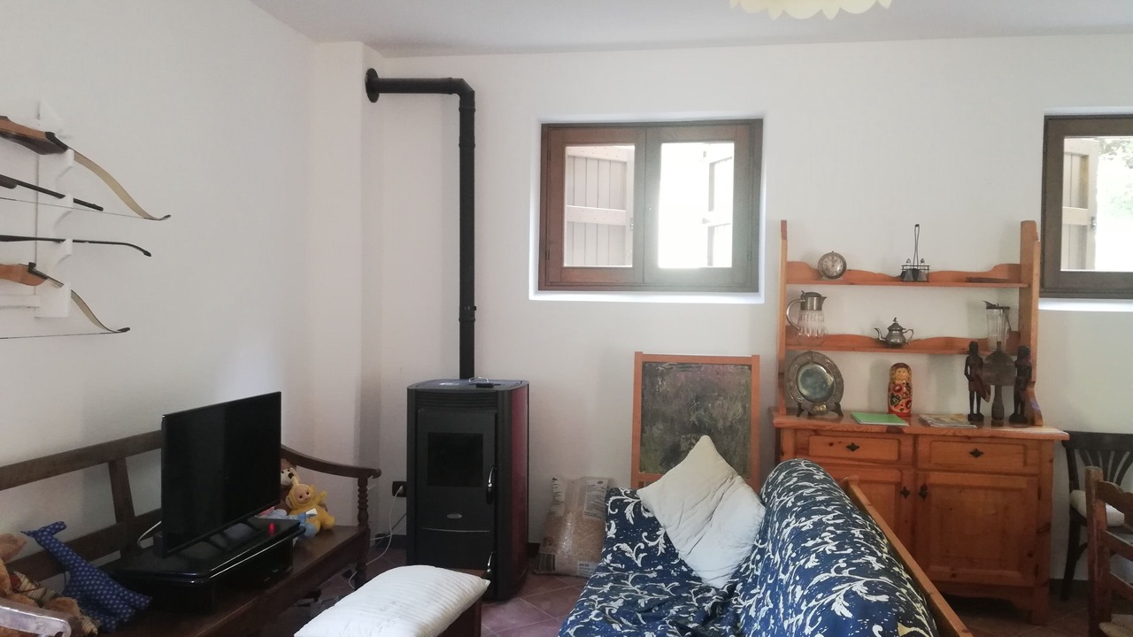 Photo of Livingroom in Bedonia