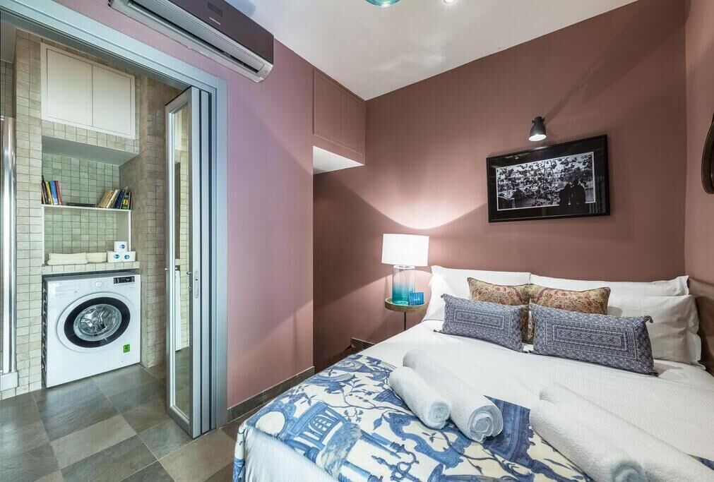 Photo of Bedroom in Rome City Centre