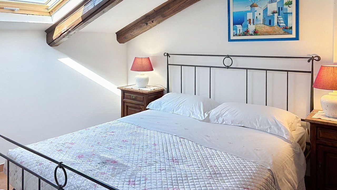 Photo of Bedroom in Montechiaro dʼAsti