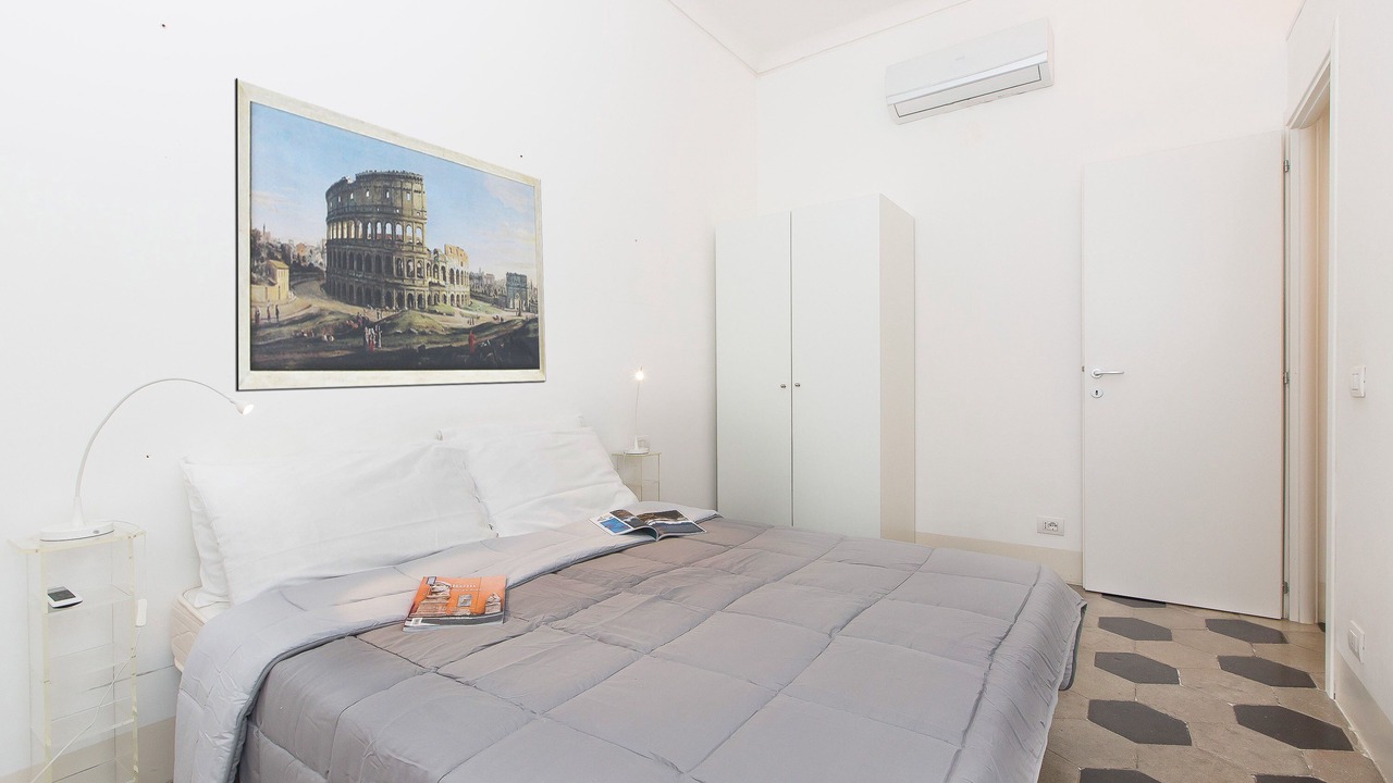 Photo of Bedroom in Rome City Centre