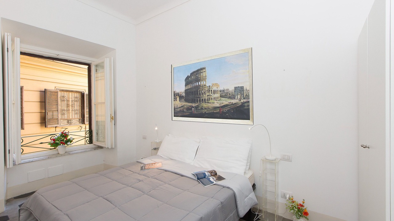 Photo of Bedroom in Rome City Centre
