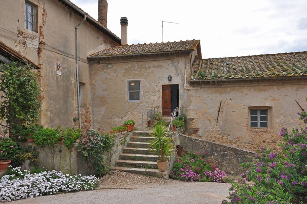 Photo of Buildings in Marsiliana