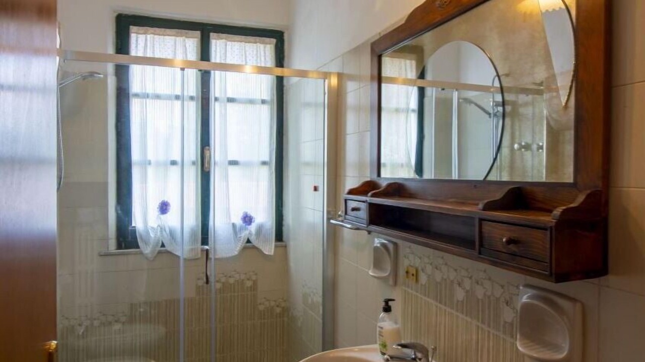 Photo of Bathroom in Cortona
