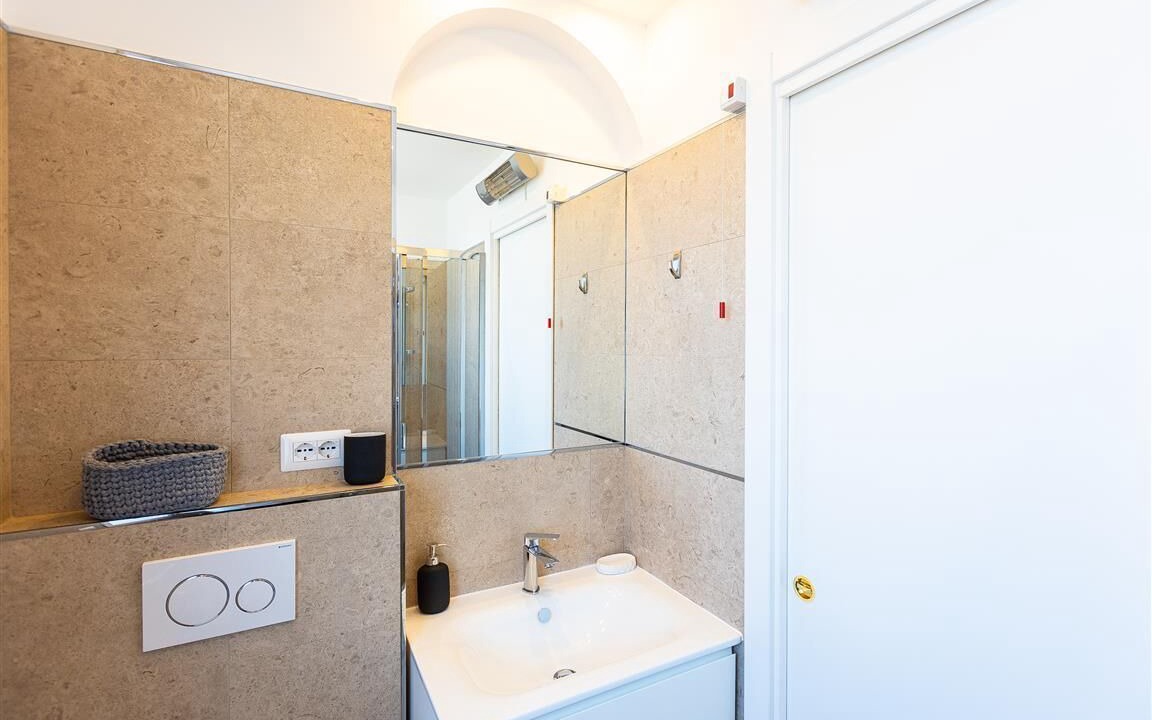 Photo of Bathroom in Rome City Centre