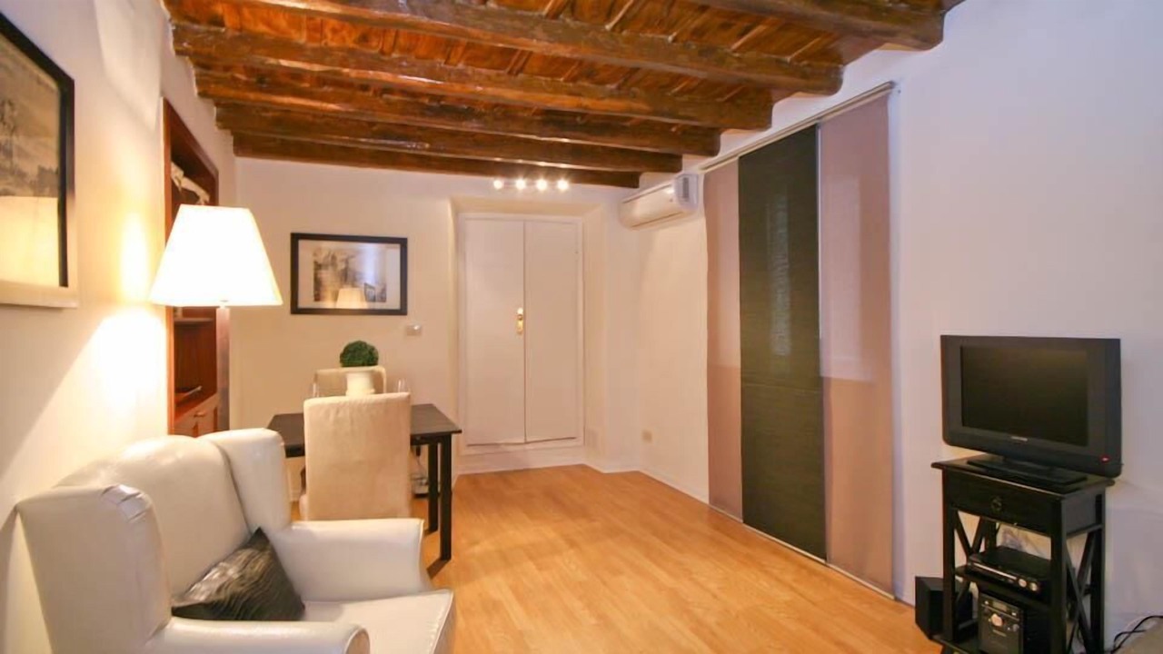 Photo of Livingroom in Navona