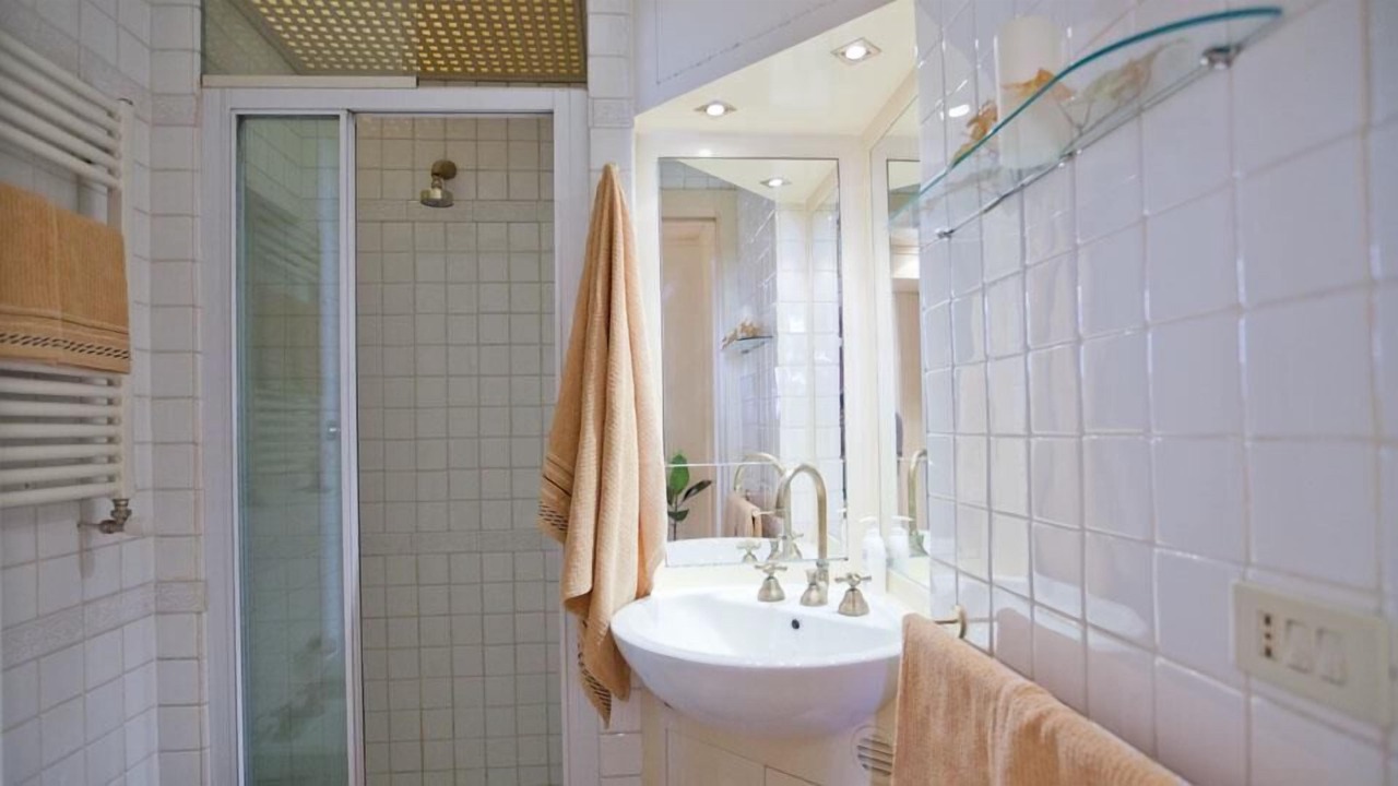 Photo of Bathroom in Rione III Colonna
