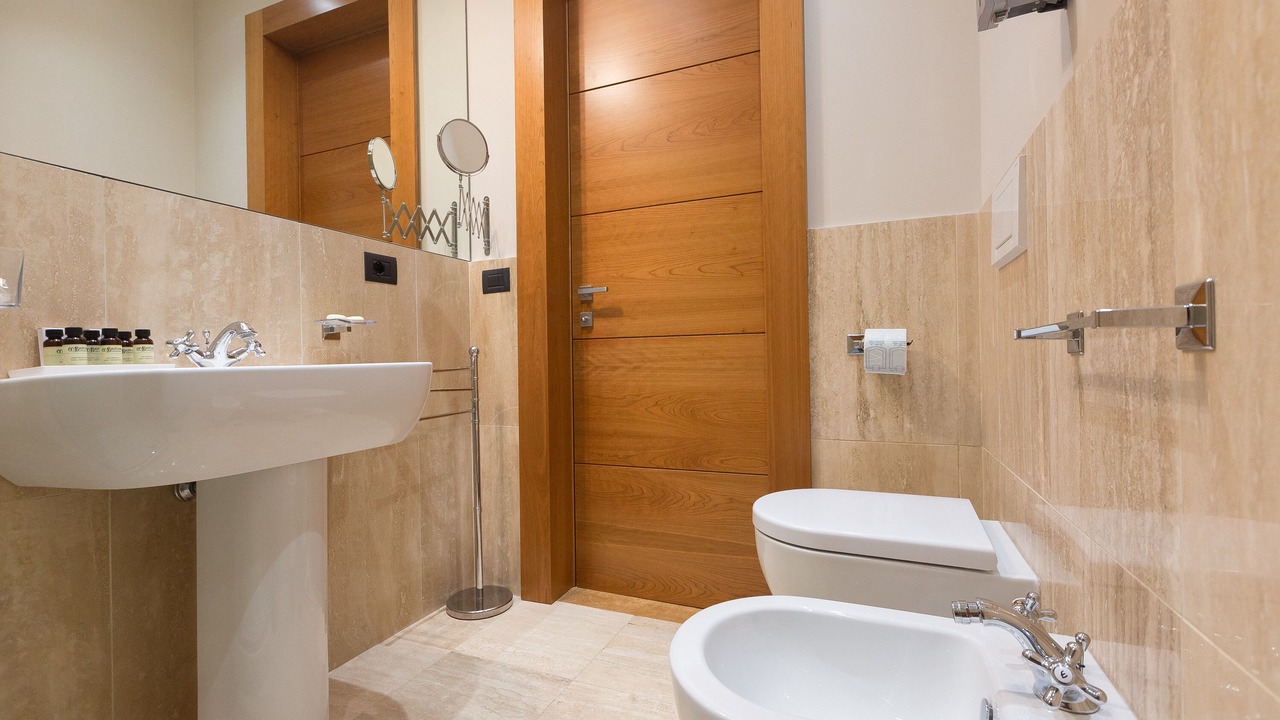 Photo of Bathroom in Rome City Centre