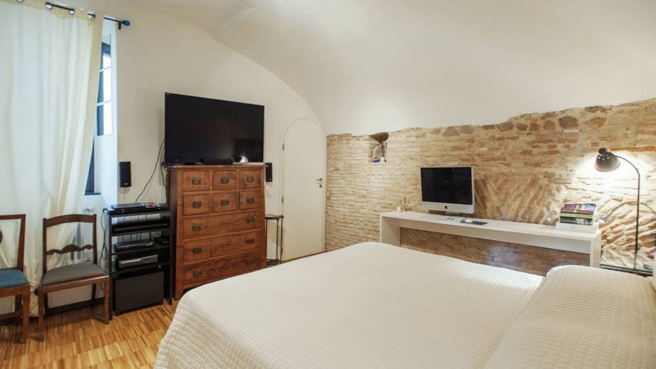 Photo of Bedroom in Roman Ghetto
