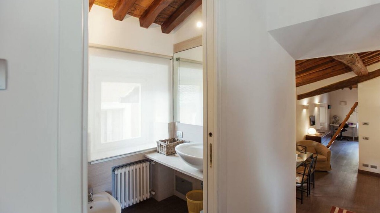 Photo of Bathroom in Rione V Ponte