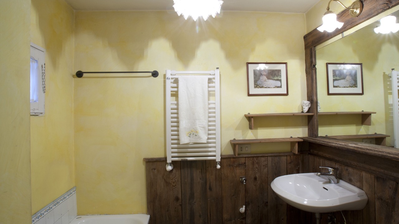 Photo of Bathroom in Trastevere