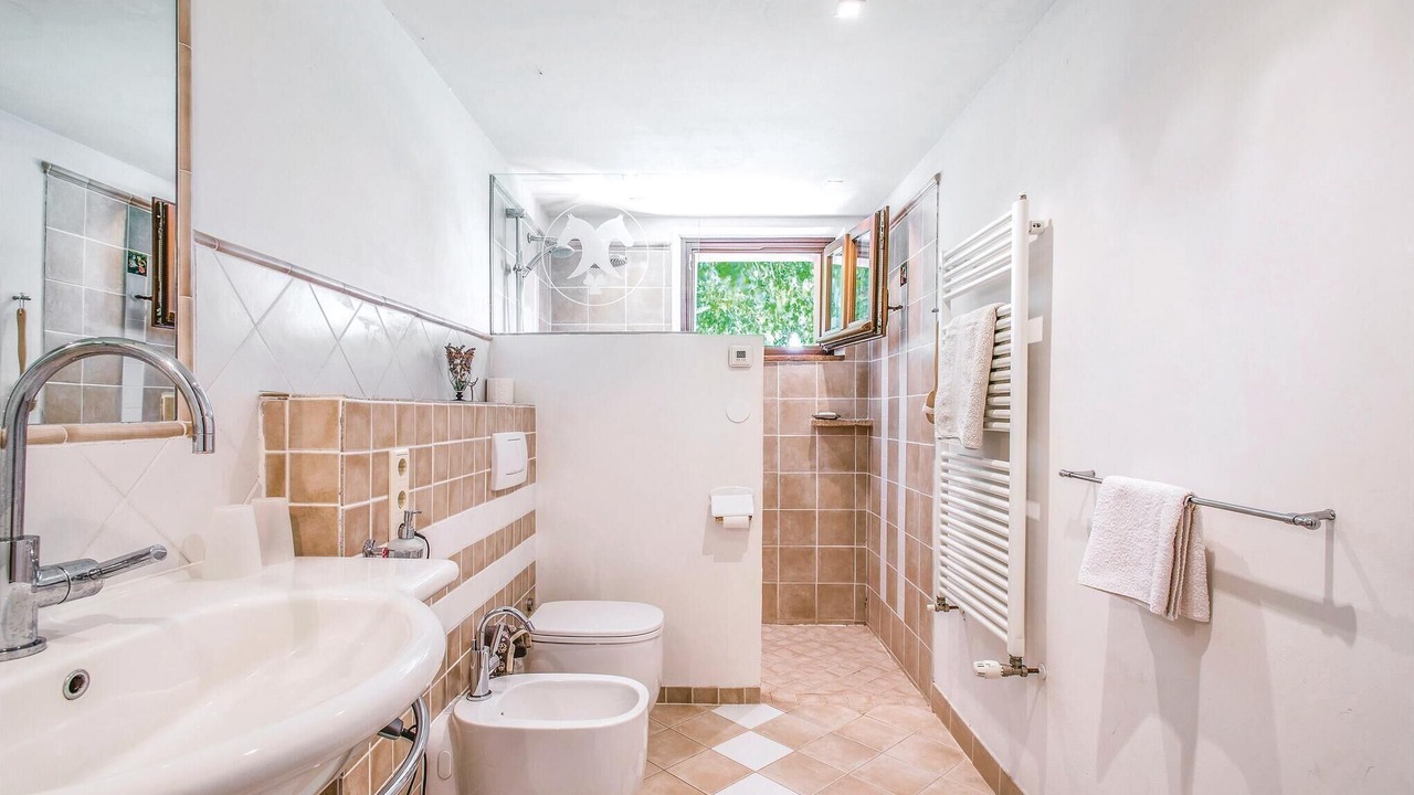 Photo of Bathroom in Ostra Vetere