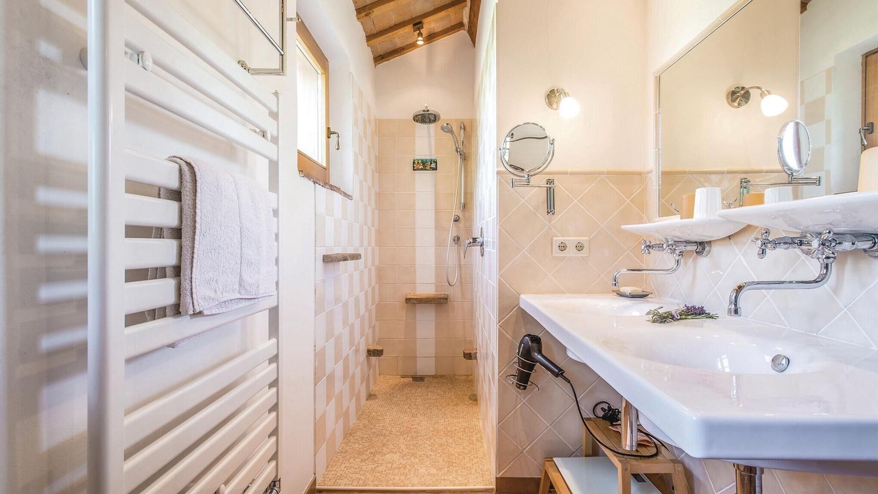 Photo of Bathroom in Ostra Vetere