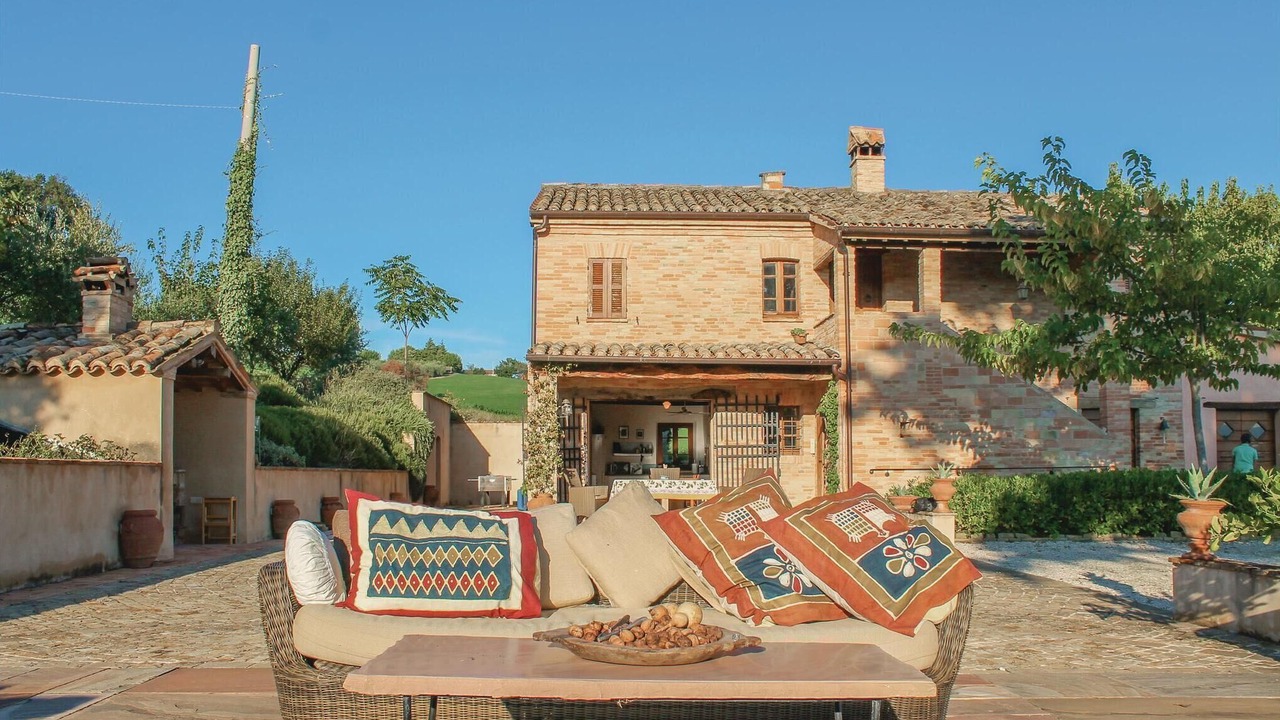 Photo of Others in Ostra Vetere