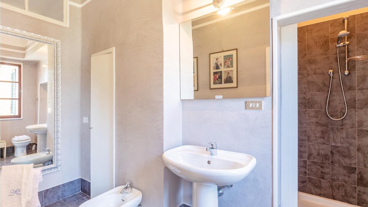 Photo of Bathroom in Fratta