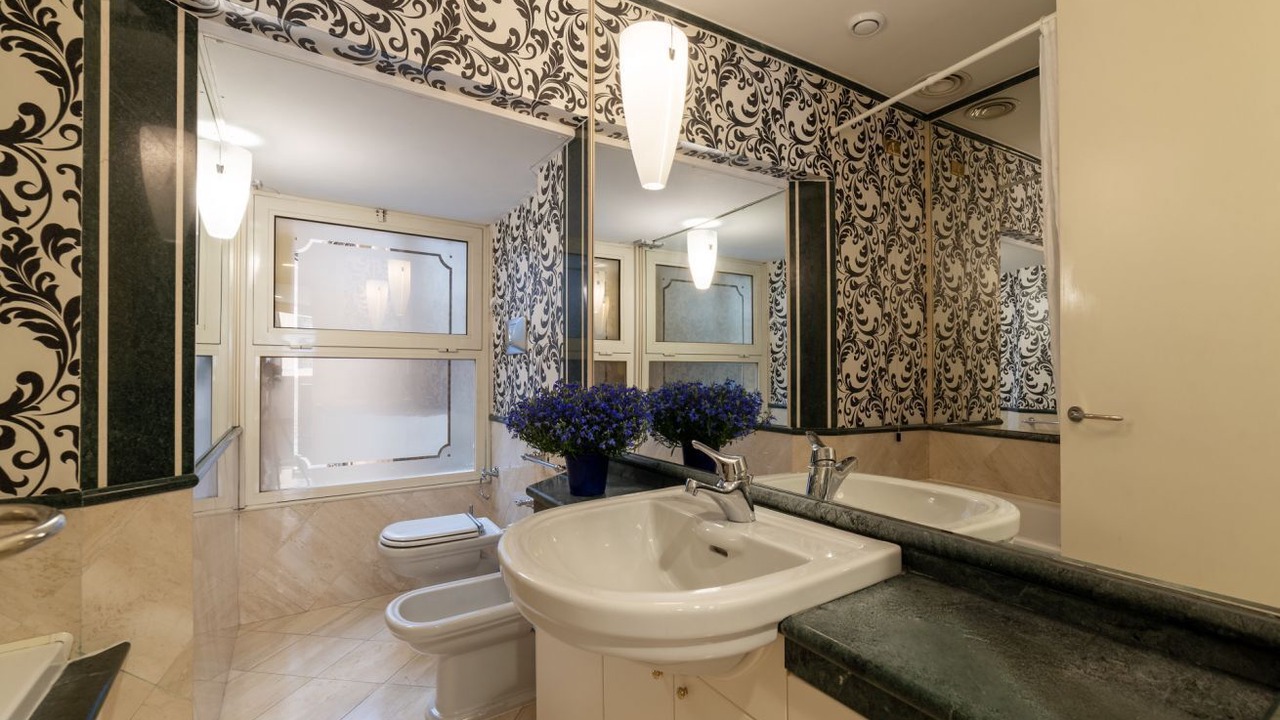 Photo of Bathroom in Rione IV Campo Marzio