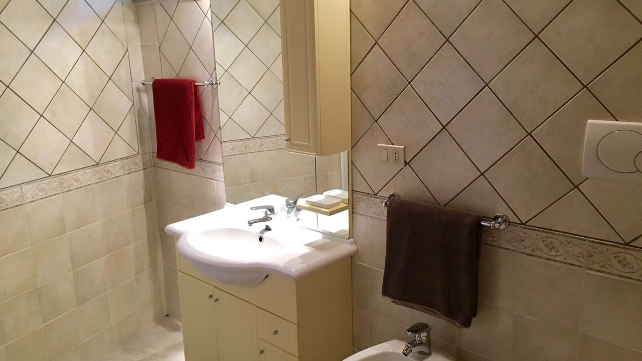 Photo of Bathroom in Viole