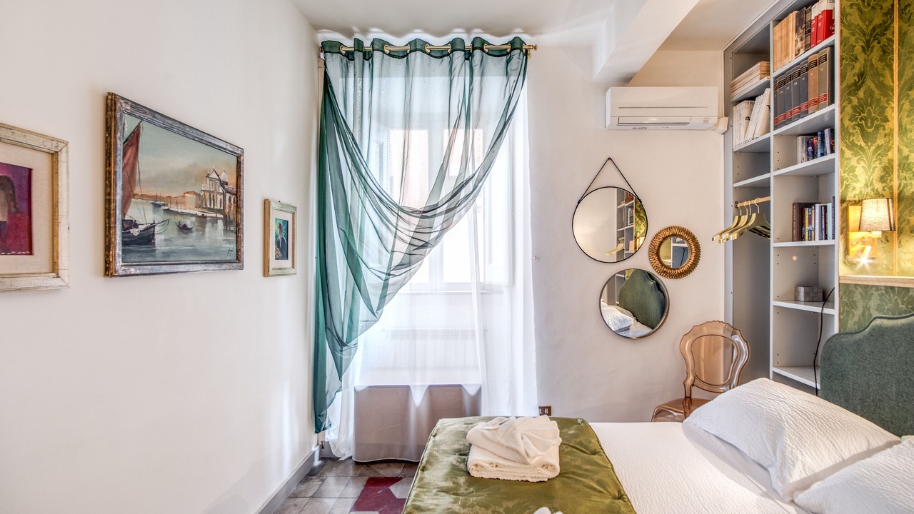 Photo of Bedroom in Navona
