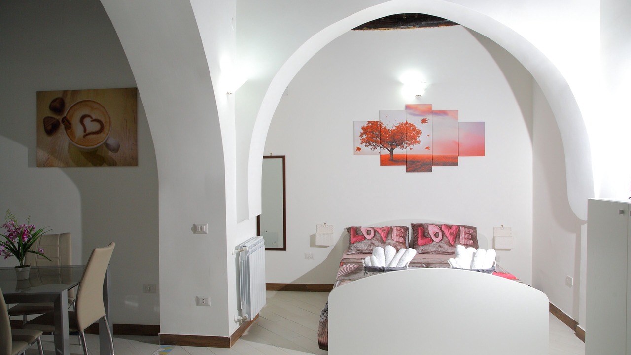 Photo of Bedroom in Historical Downtown Salerno