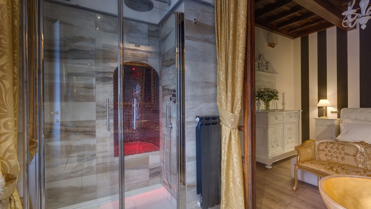 Photo of Bathroom in Rione III Colonna