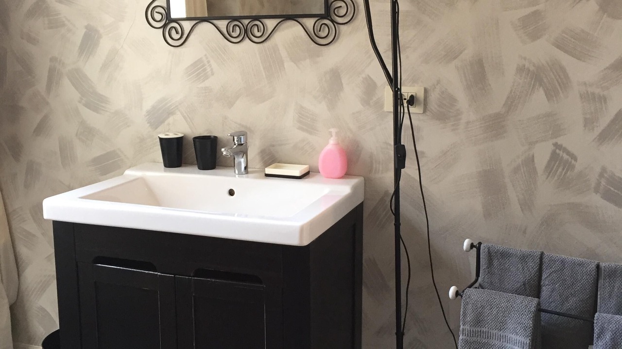 Photo of Bathroom in Rome City Centre