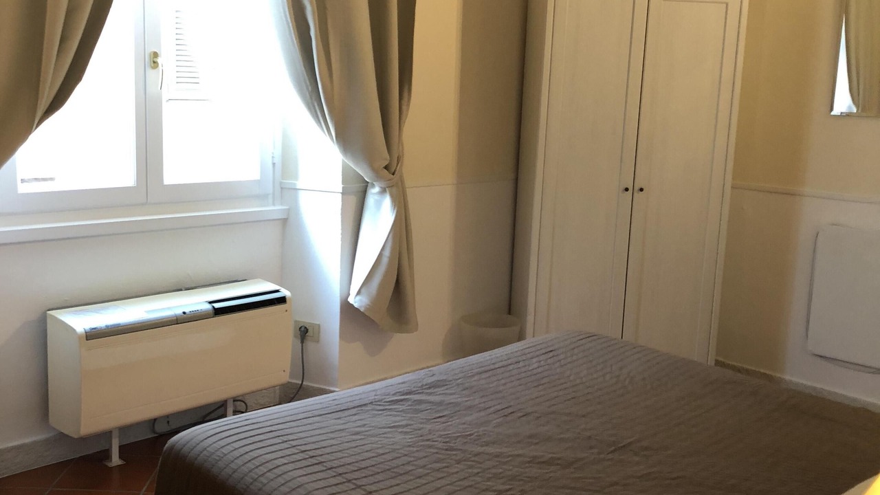 Photo of Bedroom in Rome City Centre