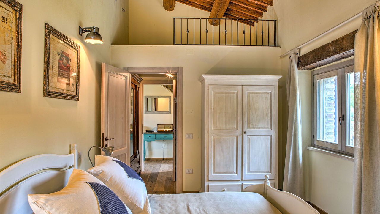 Photo of Bedroom in Todi