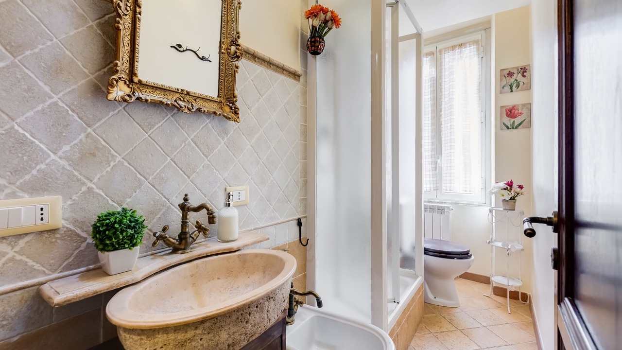 Photo of Bathroom in Navona