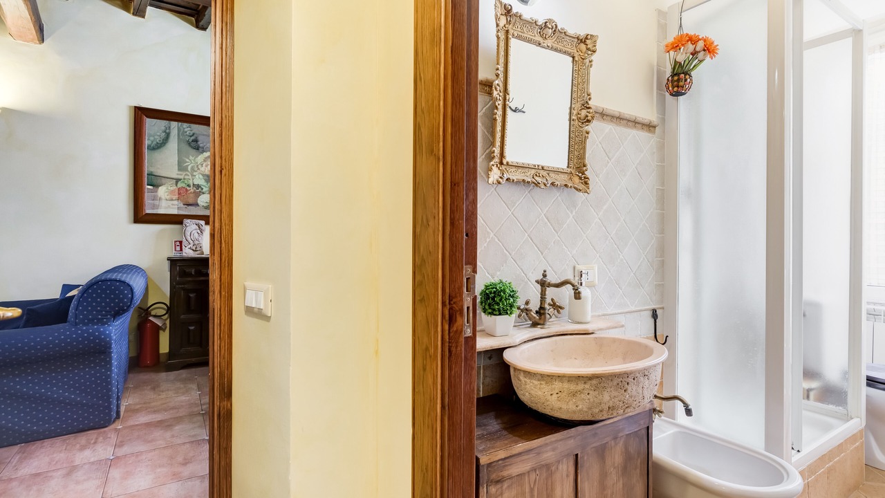 Photo of Bathroom in Navona