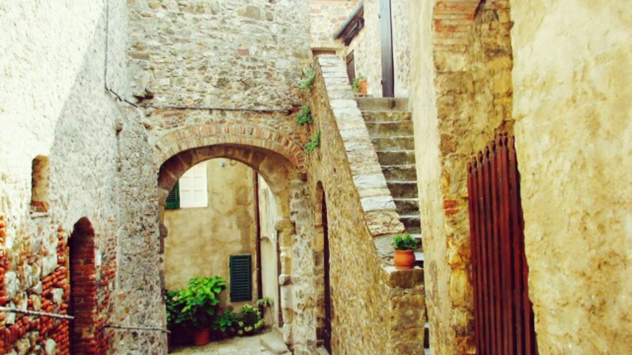 Photo of Outdoor in Tatti