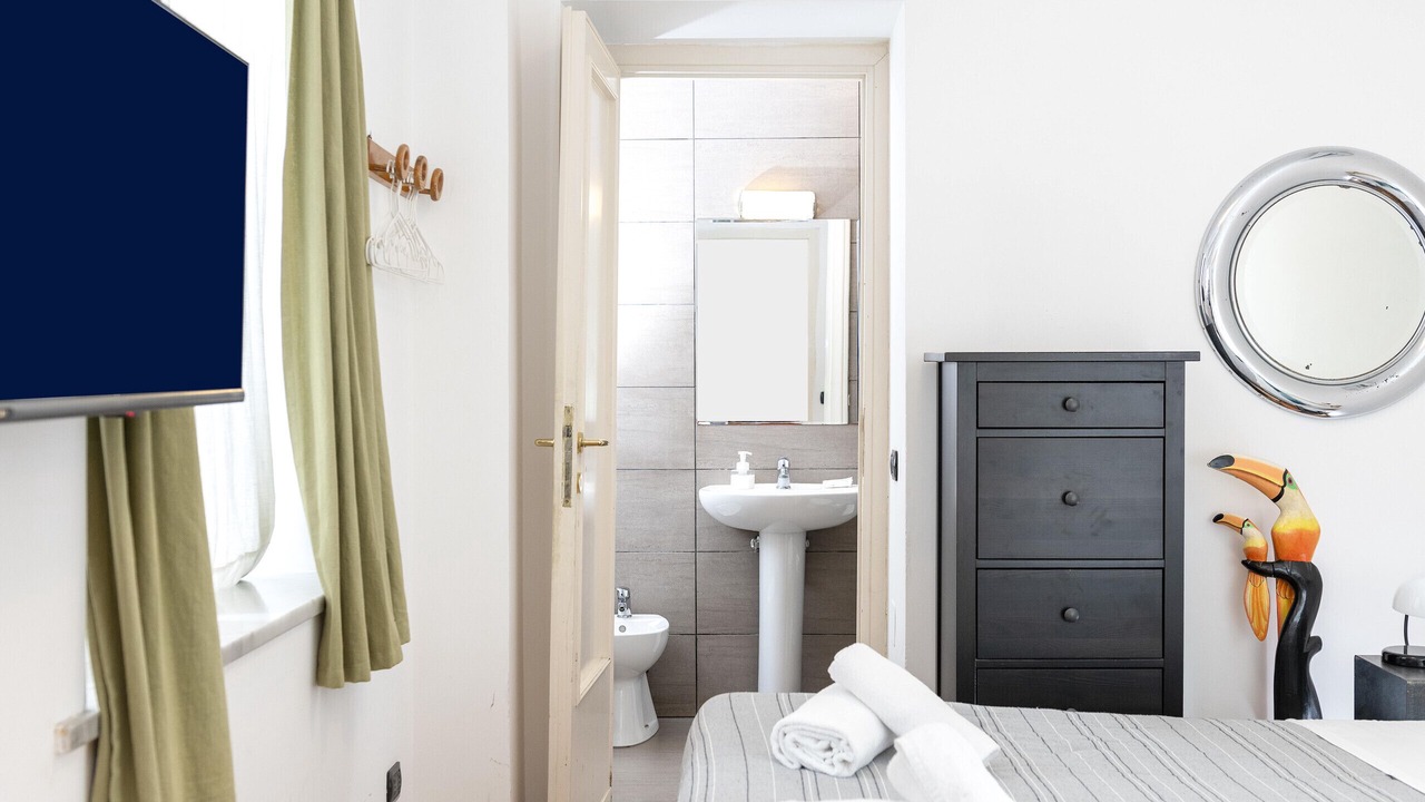 Photo of Bedroom in Rione VI Parione