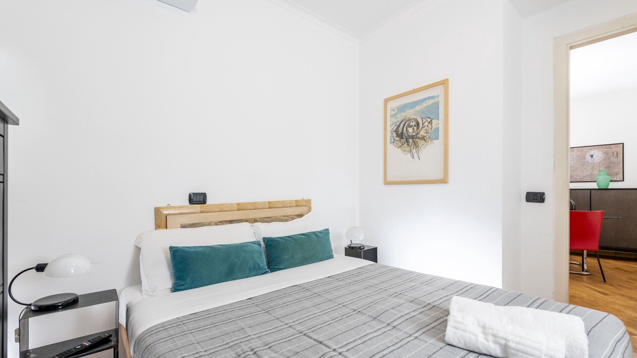 Photo of Bedroom in Rione VI Parione