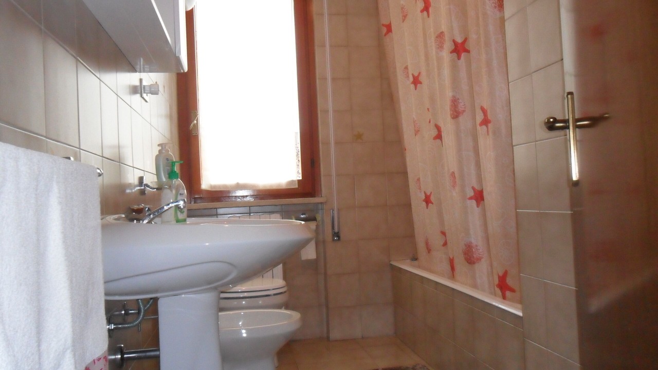 Photo of Bathroom in Tortoreto Lido