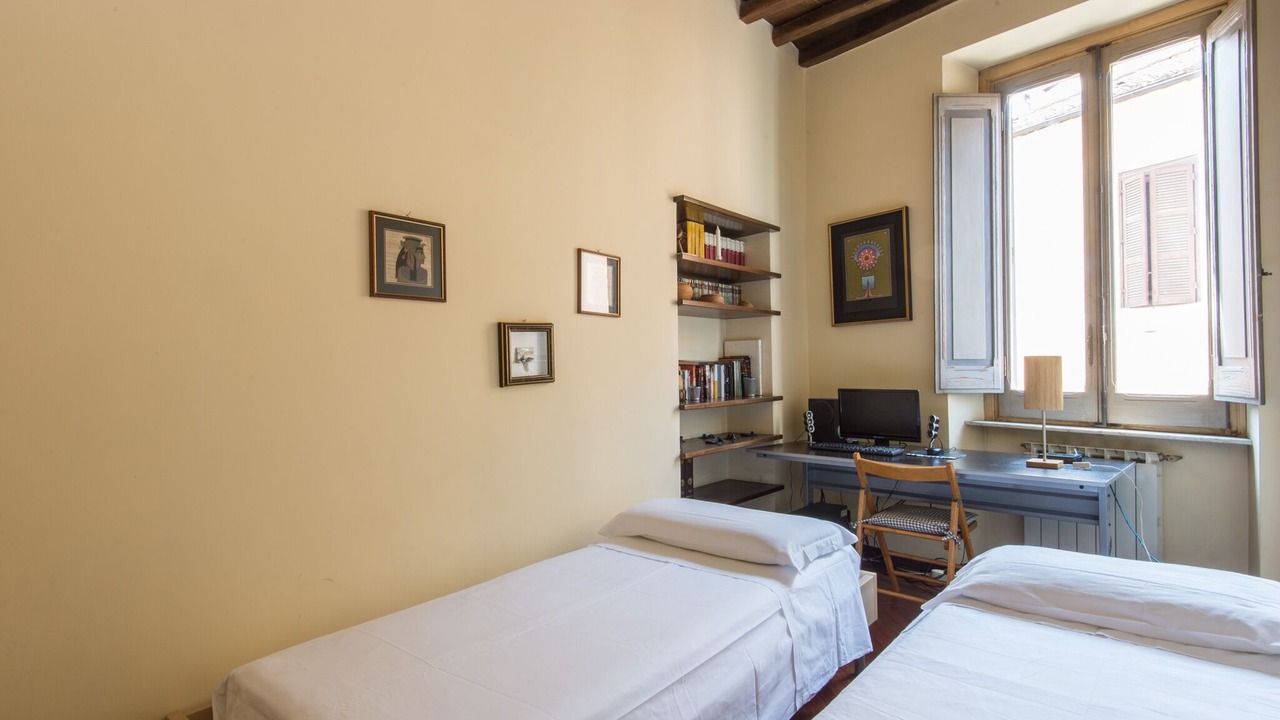 Photo of Bedroom in Rione VI Parione