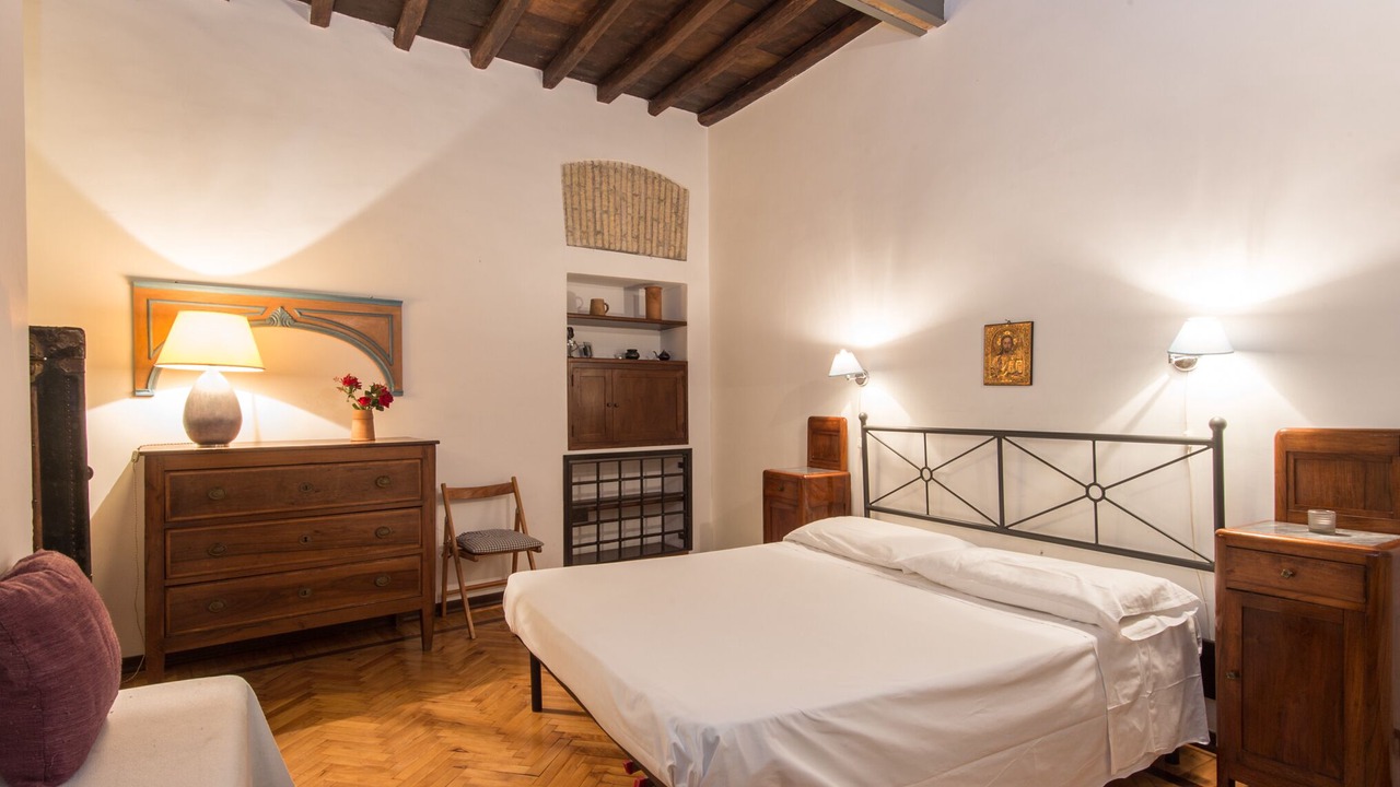 Photo of Bedroom in Rione VI Parione
