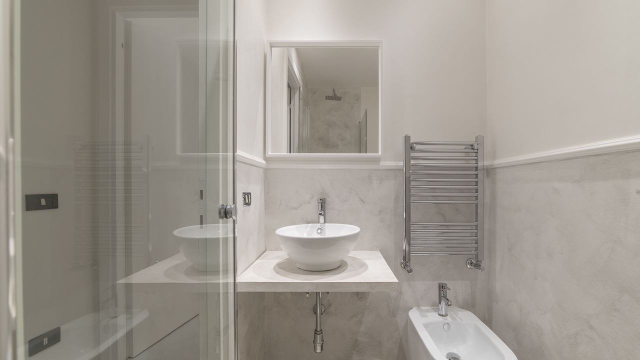 Photo of Bathroom in Rione VI Parione