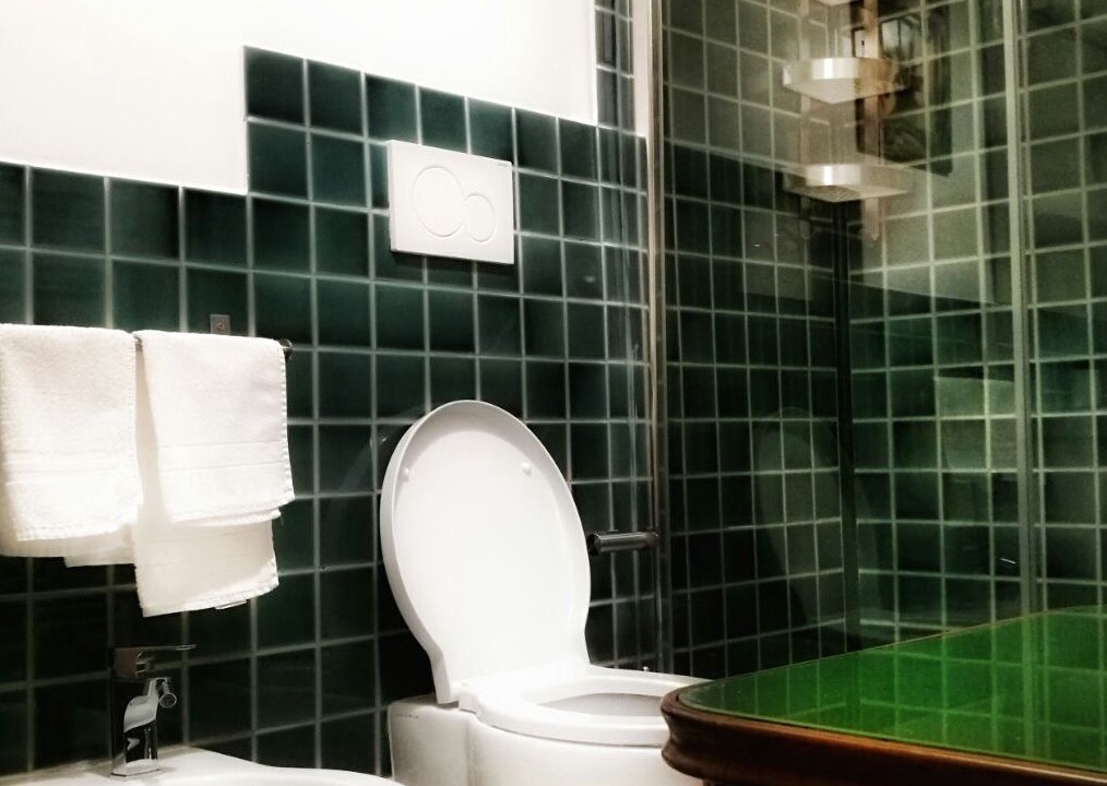 Photo of Bathroom in Naples City Centre