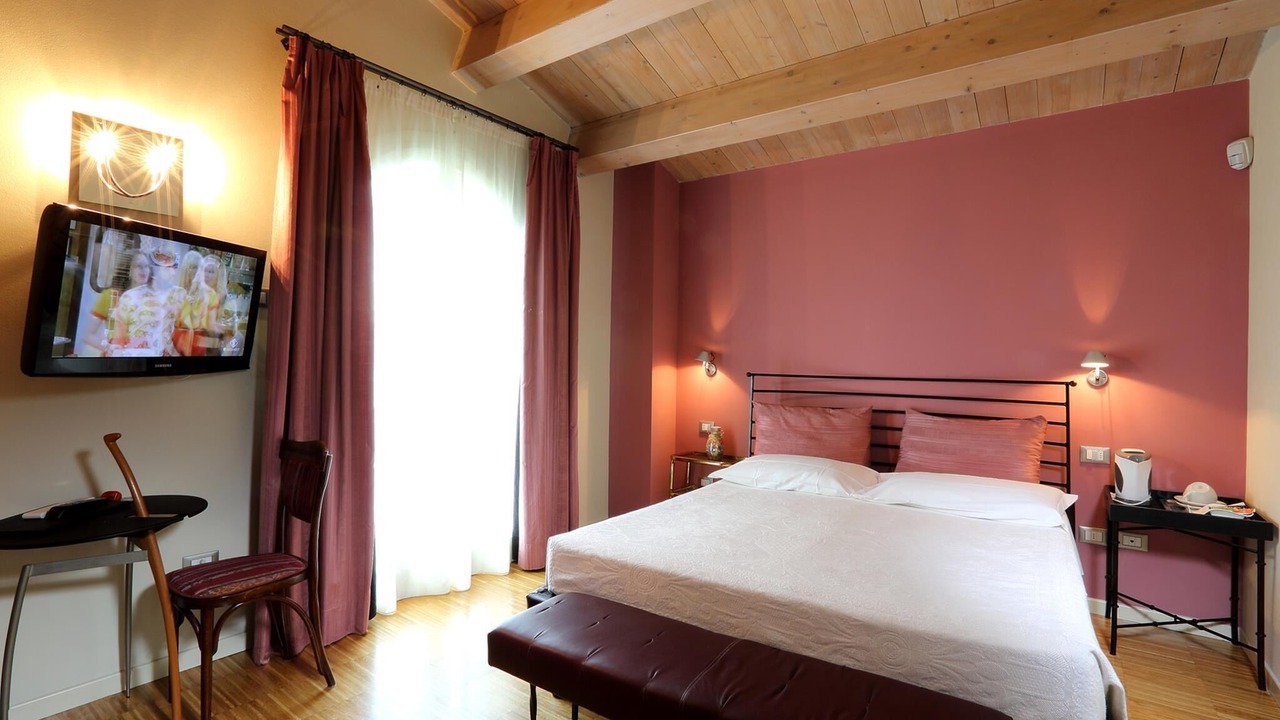 Photo of Bedroom in Faenza