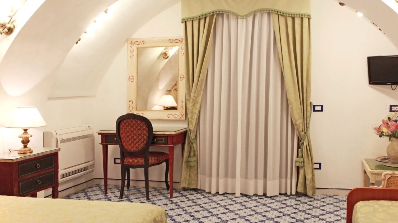 Photo of Bedroom in Pogerola